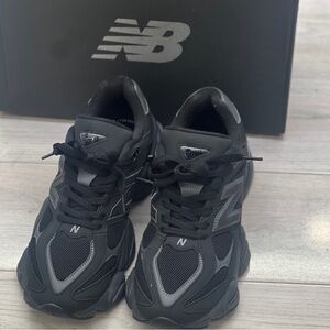 ( Women’s) New Balance 9060 Black Grey Nubuck Sneakers